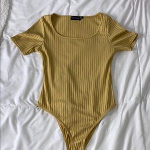 Camel ribbed scoop neck bodysuit